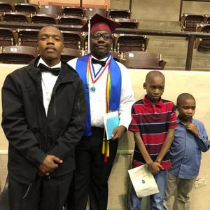 Meet your Posher, Angela